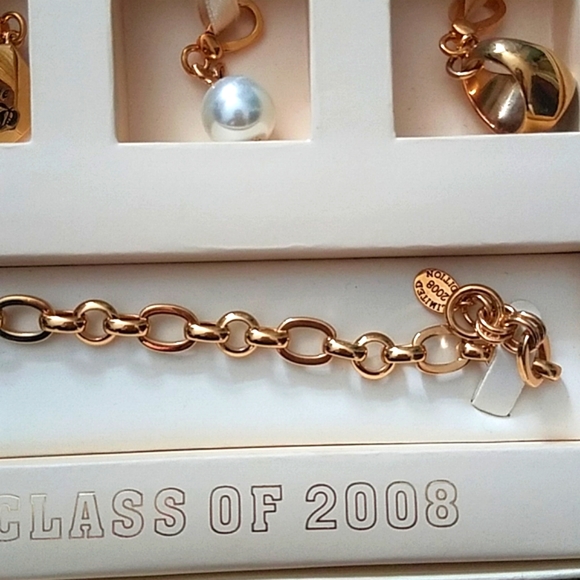 Juicy Couture Limited Edition (2008) graduation Charm Bundle + Bracelet - Picture 7 of 10